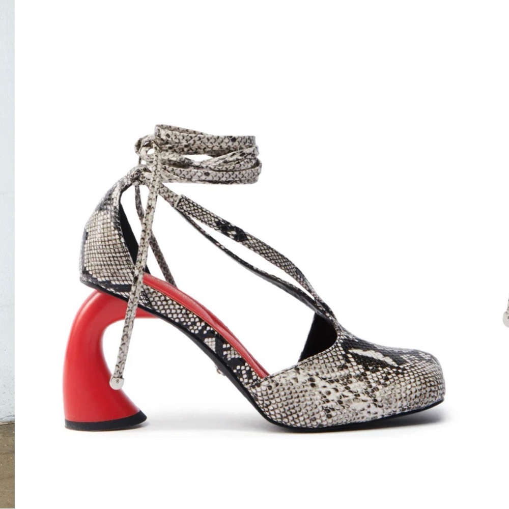AZALEA WANG BUIKY SNAKE CONTRAST PUMP - Picture 2 of 7